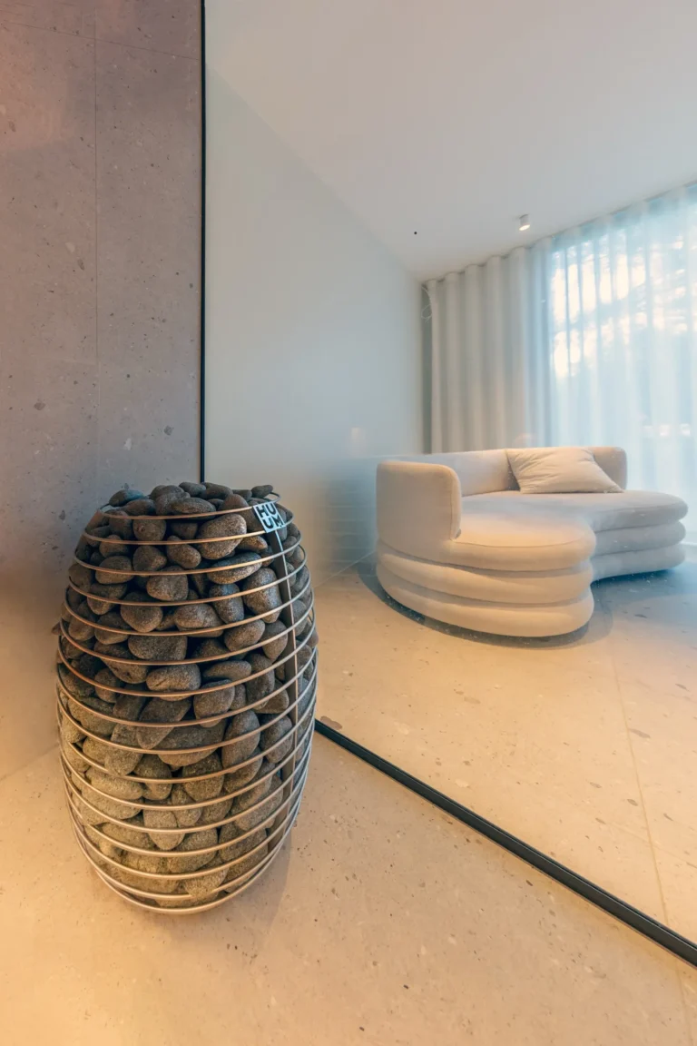 belteri-finn-szauna-huum-futovel